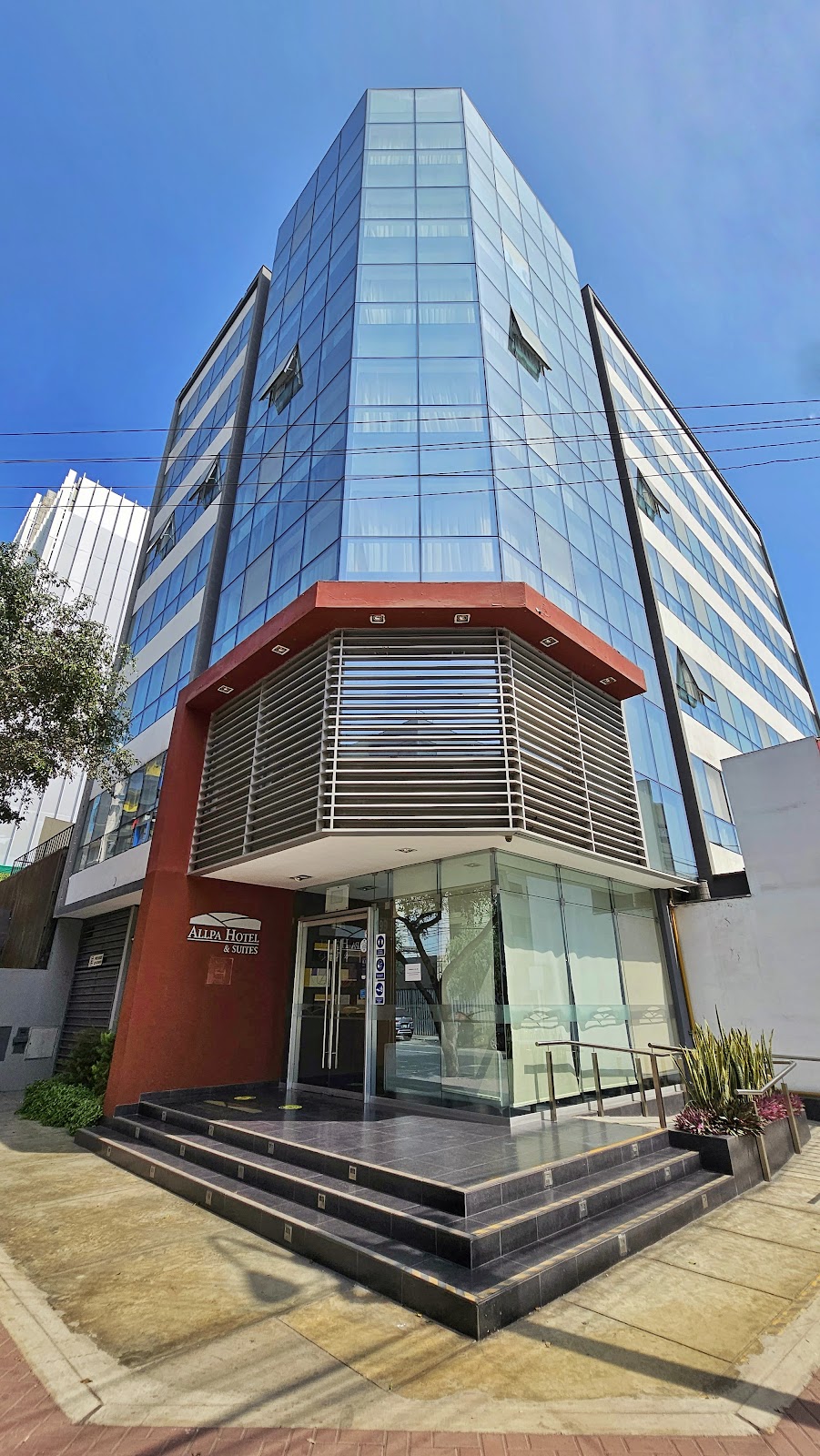 Allpa Hotel & Suites