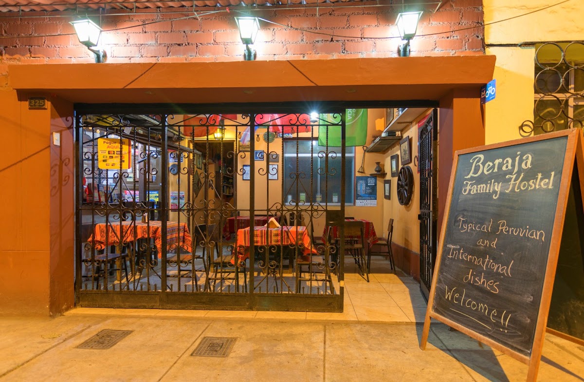 Beraja Family Hostel - Lima Barranco