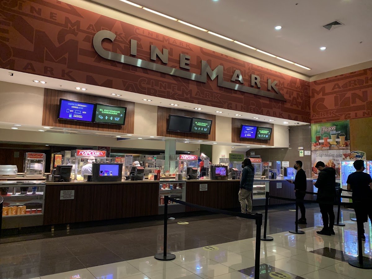 Cinemark Angamos