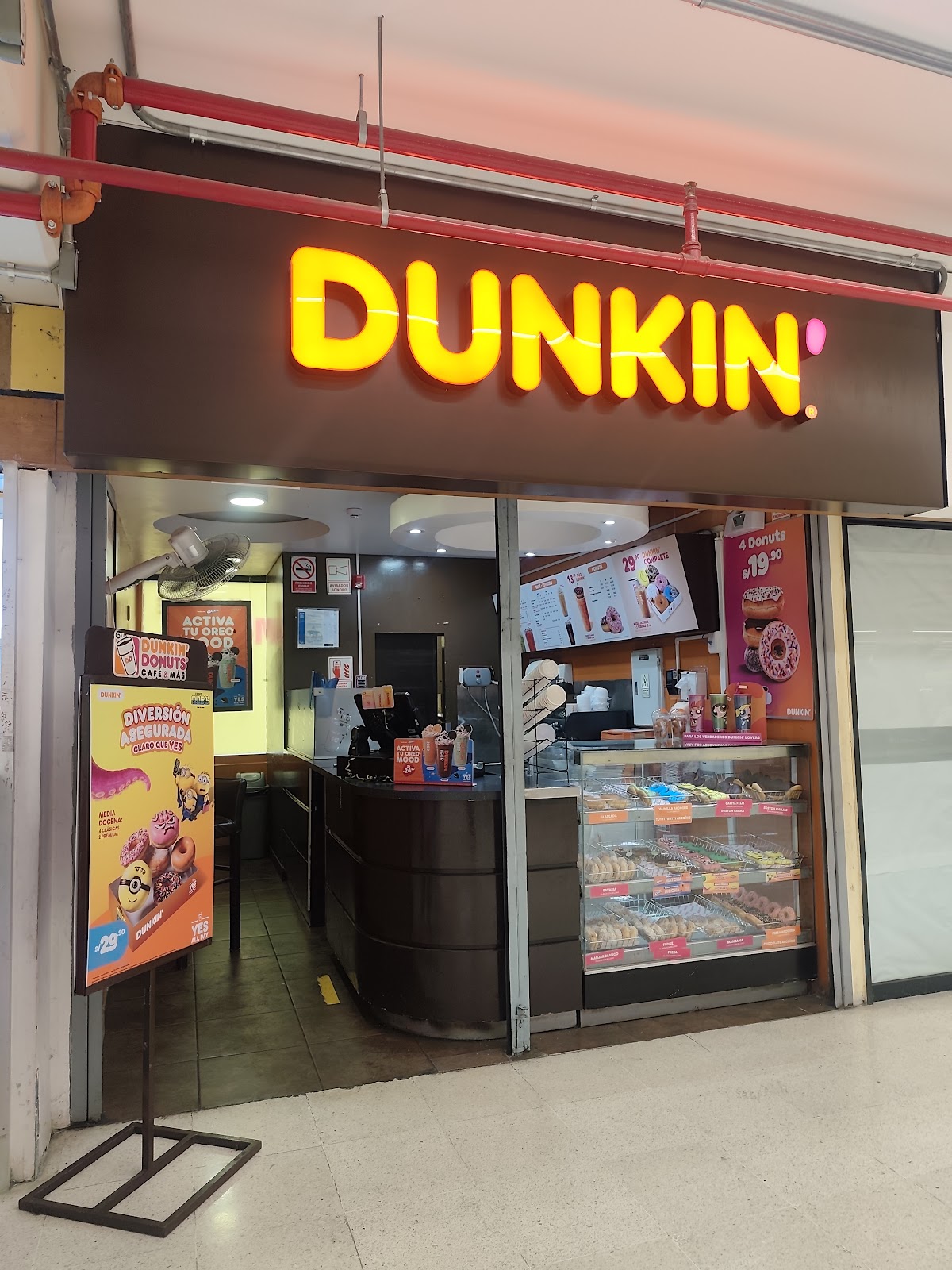 Dunkin Donuts Metro la Marina