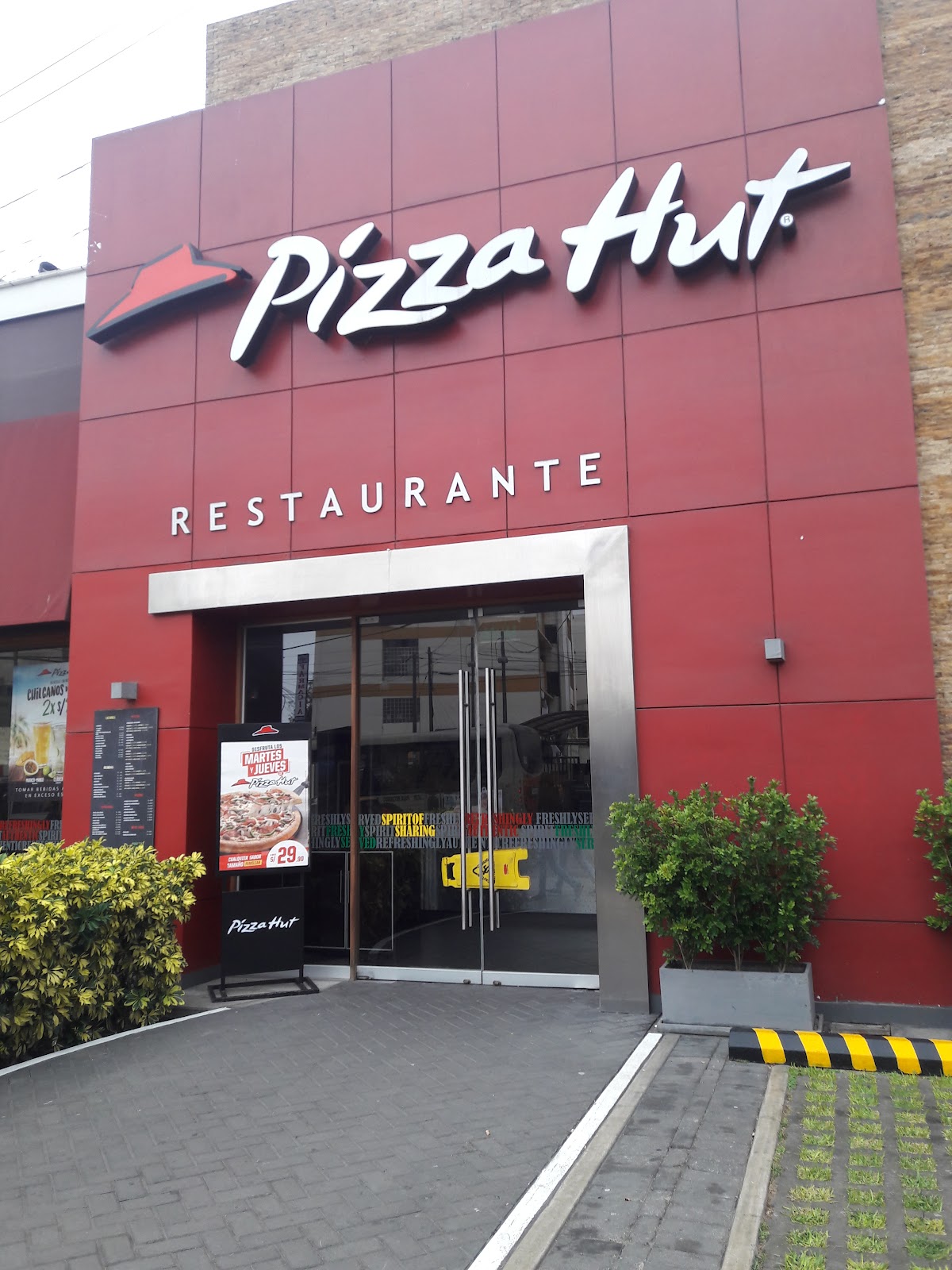 Pizza Hut