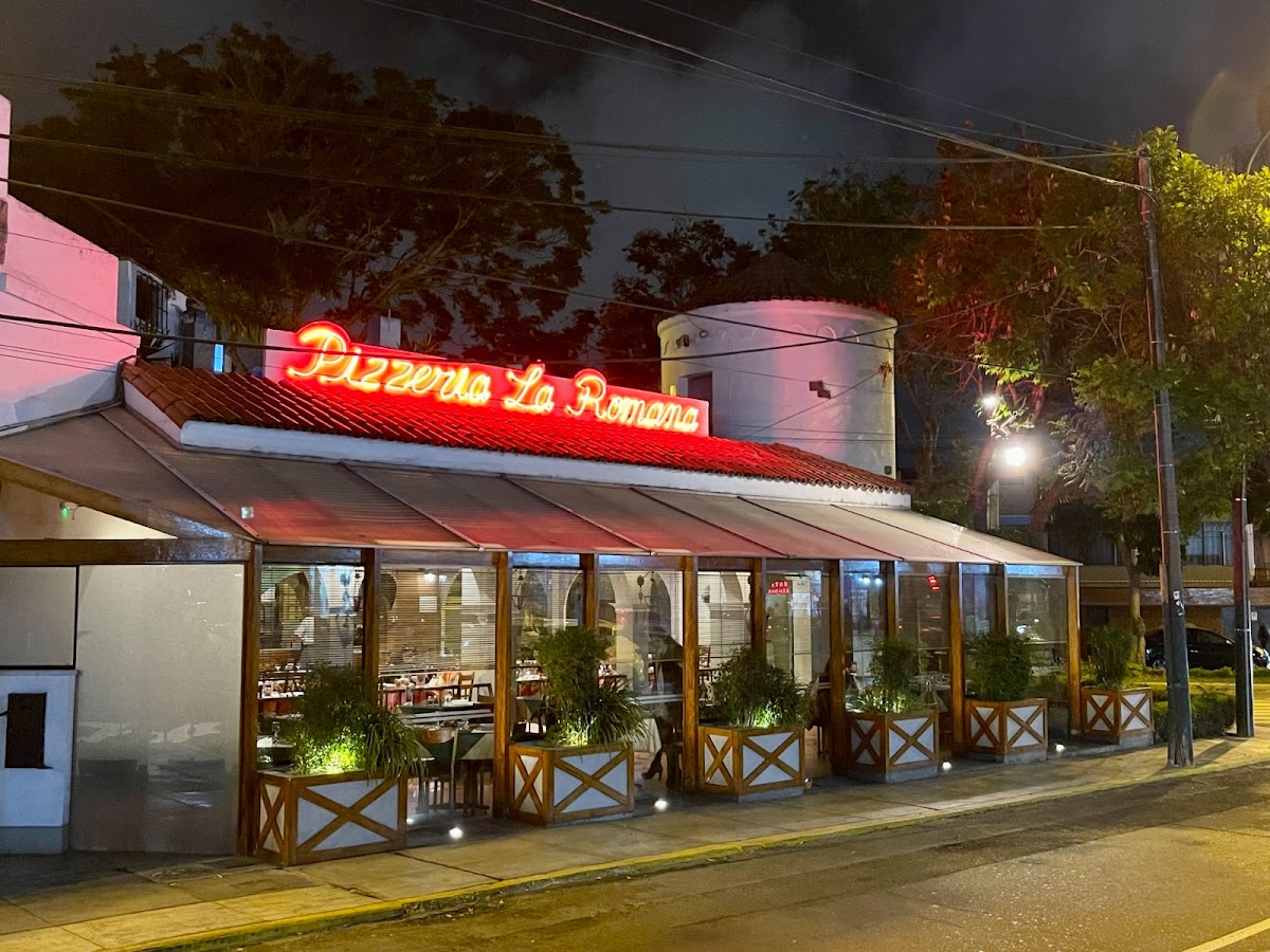 Pizzería La Romana