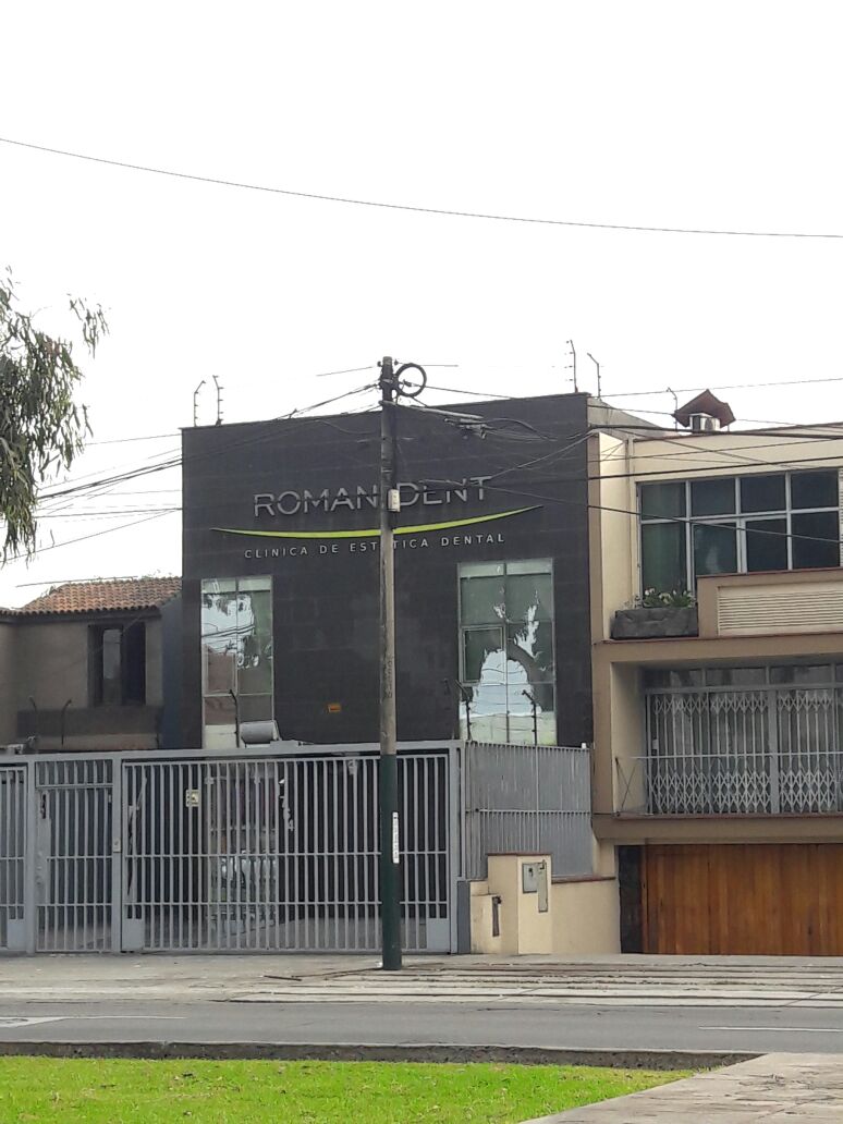 Roman Dent San Isidro