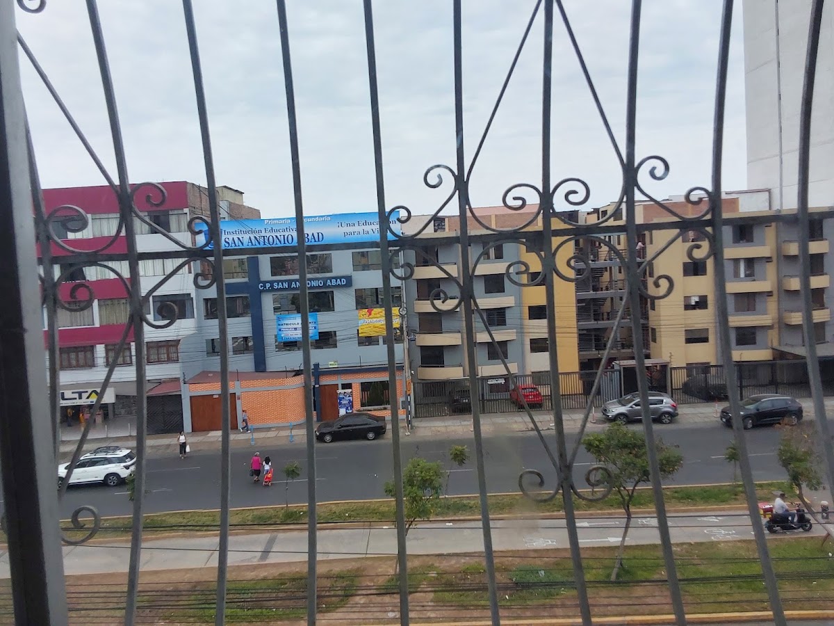 San Antonio Abad IEP