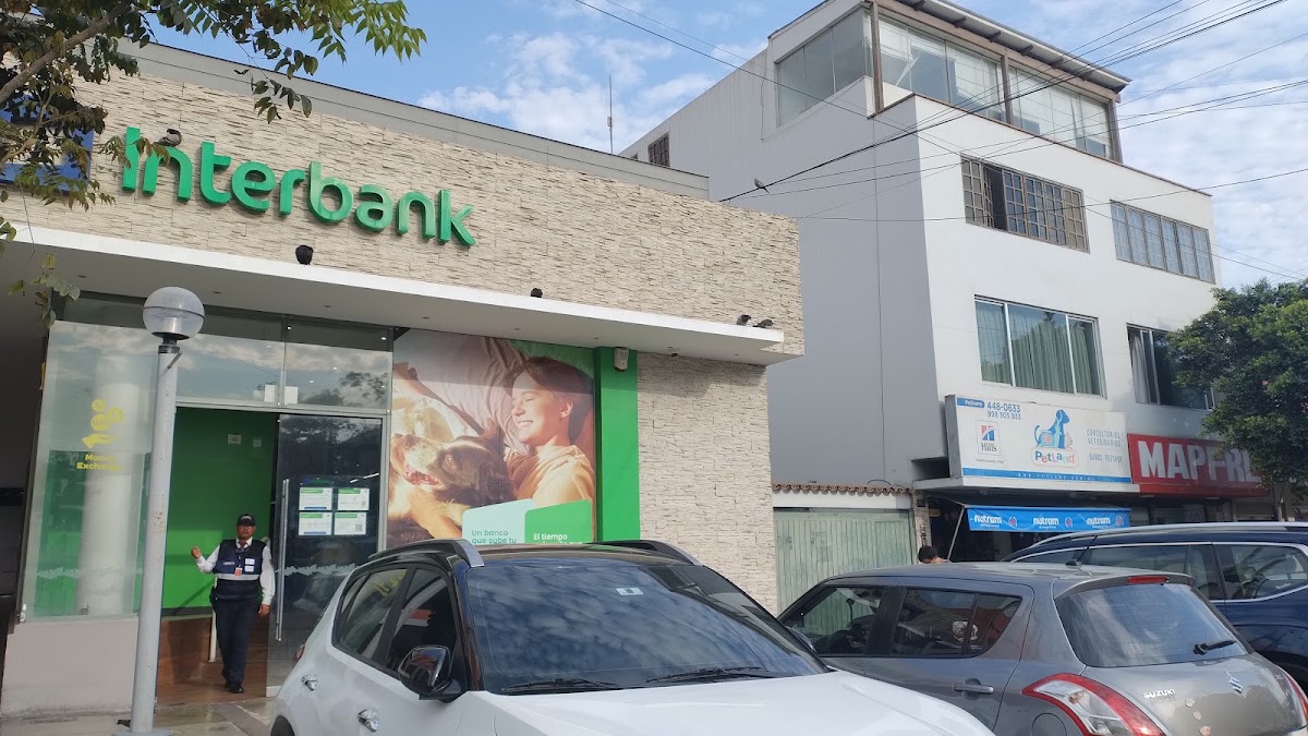 Tienda Interbank - Aurora