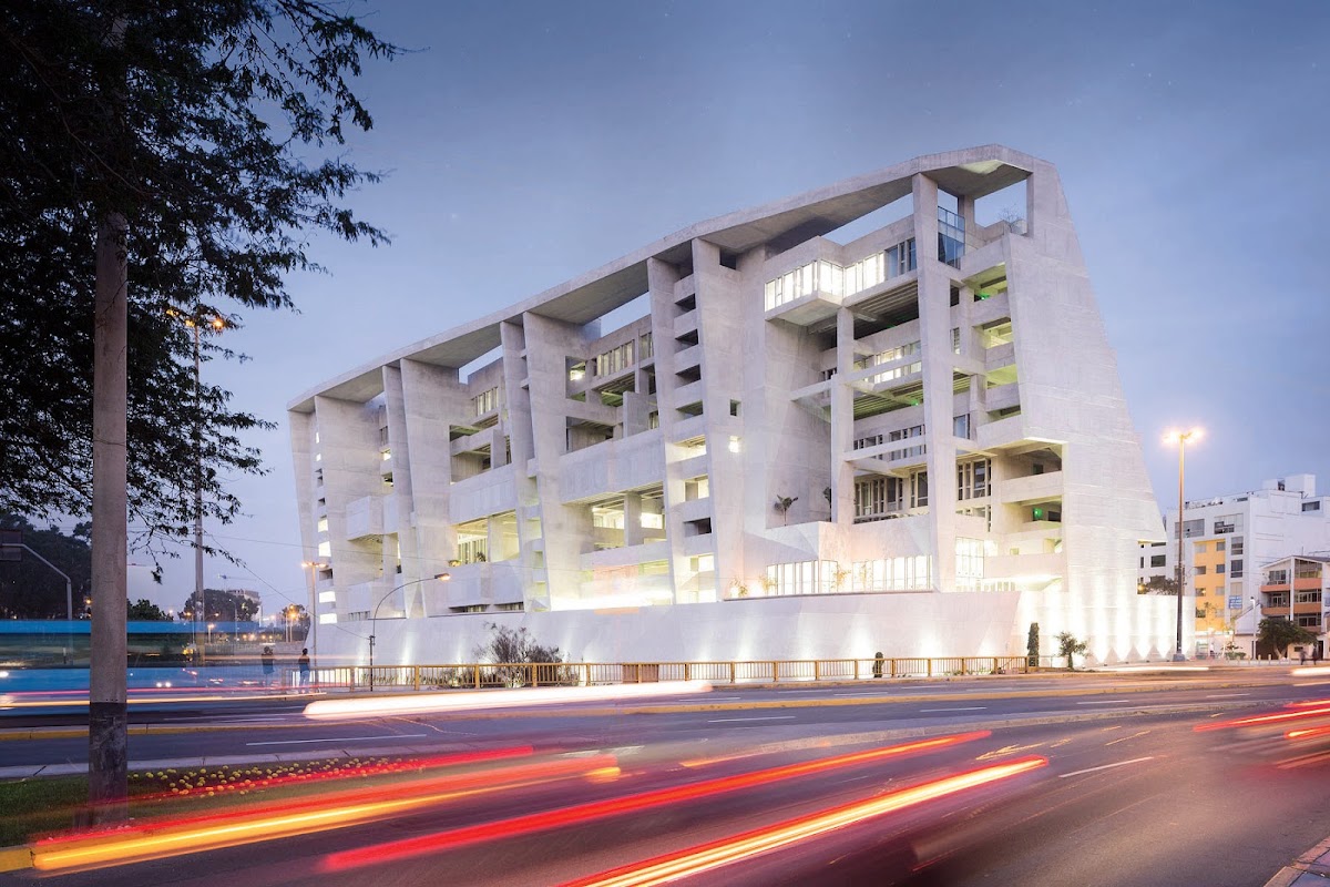 University of Engineering and Technology